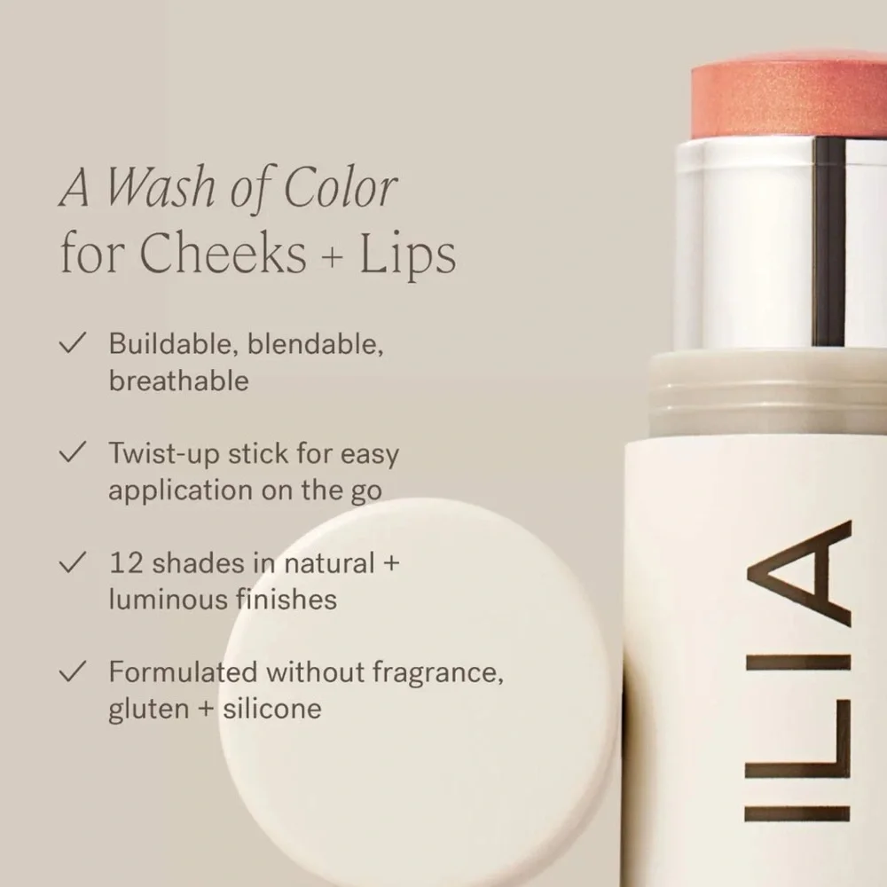Gift set featuring 6 full-size and travel-size skincare products